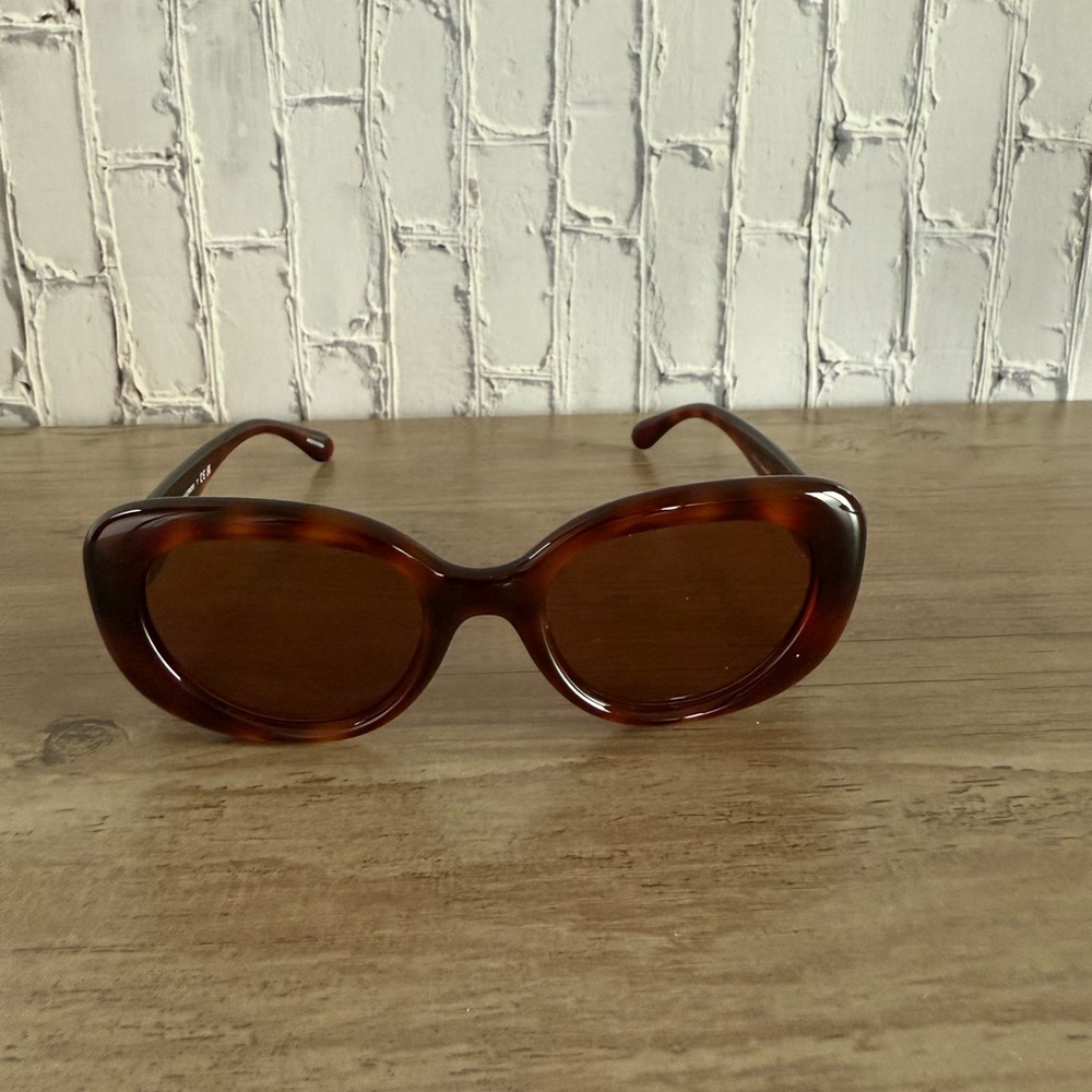 NWT Coach retail item C Hardware Round Sunglasses Brown CR609